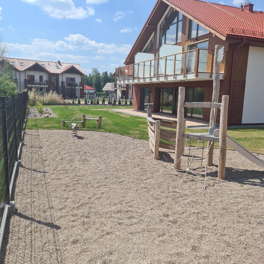 Lebskie Zacisze - Apartamenty Lebska Ostoja- Piaskowa Zarnowska Extérieur photo